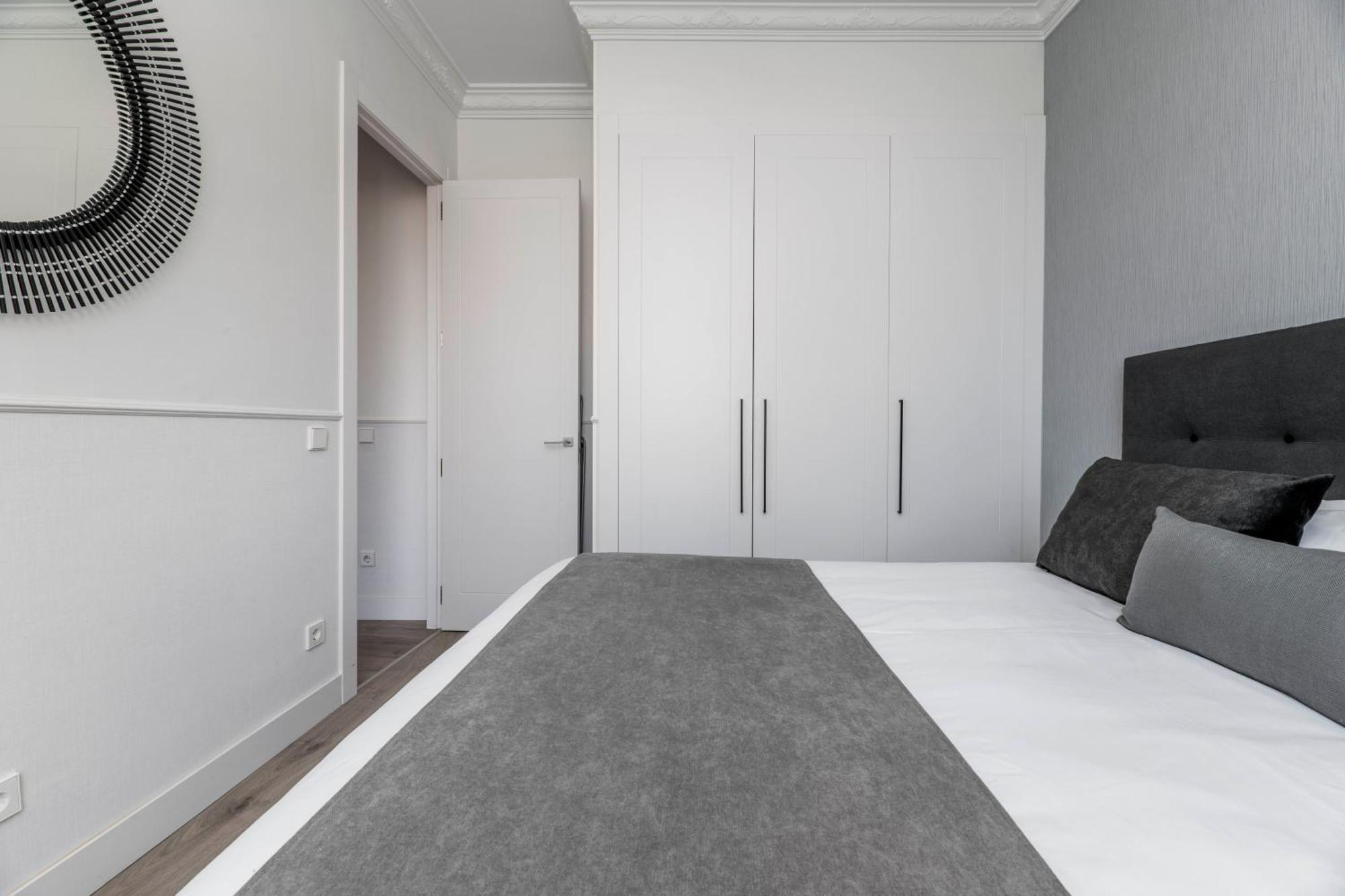 Madrid 1915 Private Suites Ruang foto