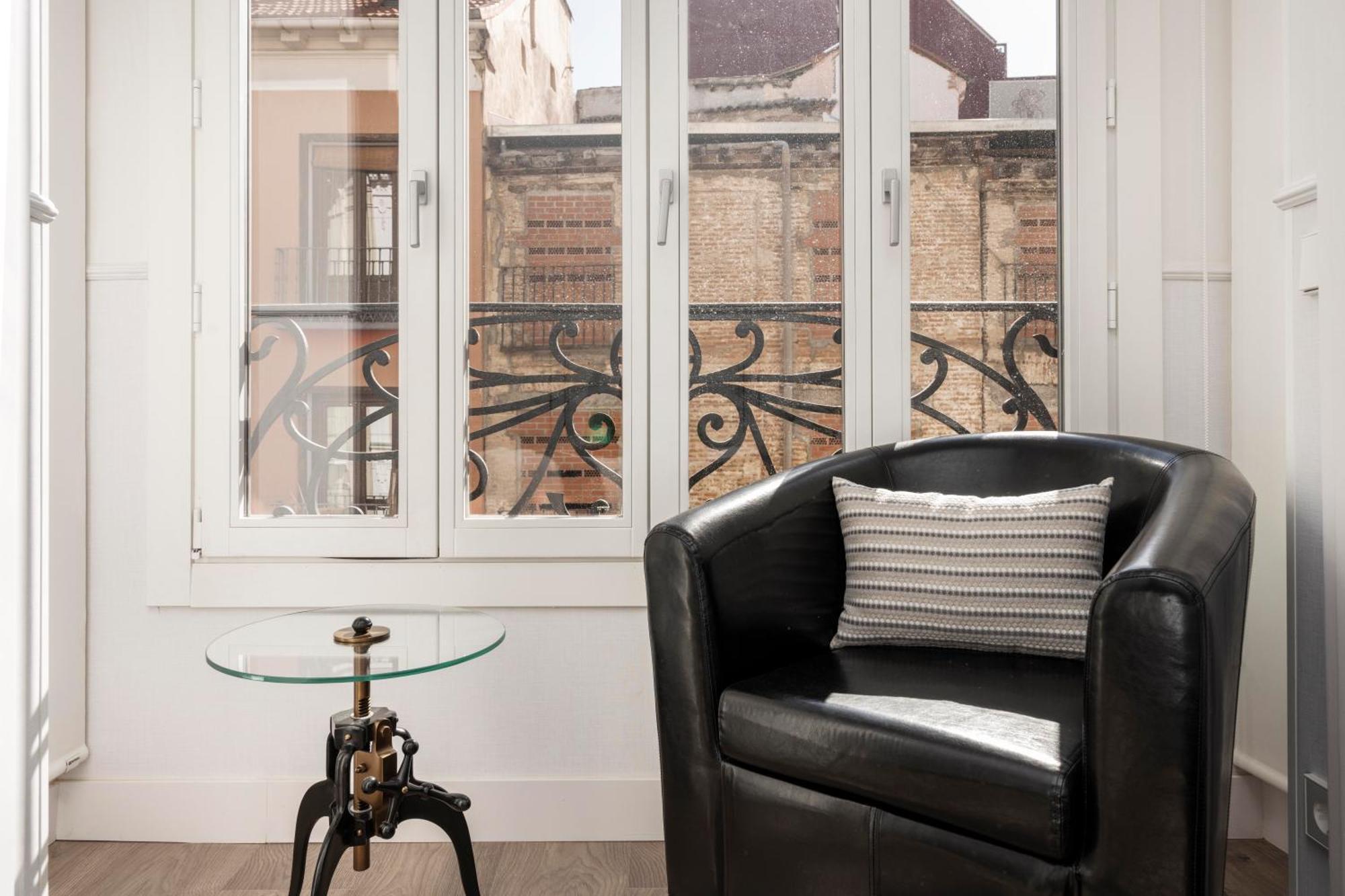 Madrid 1915 Private Suites Ruang foto