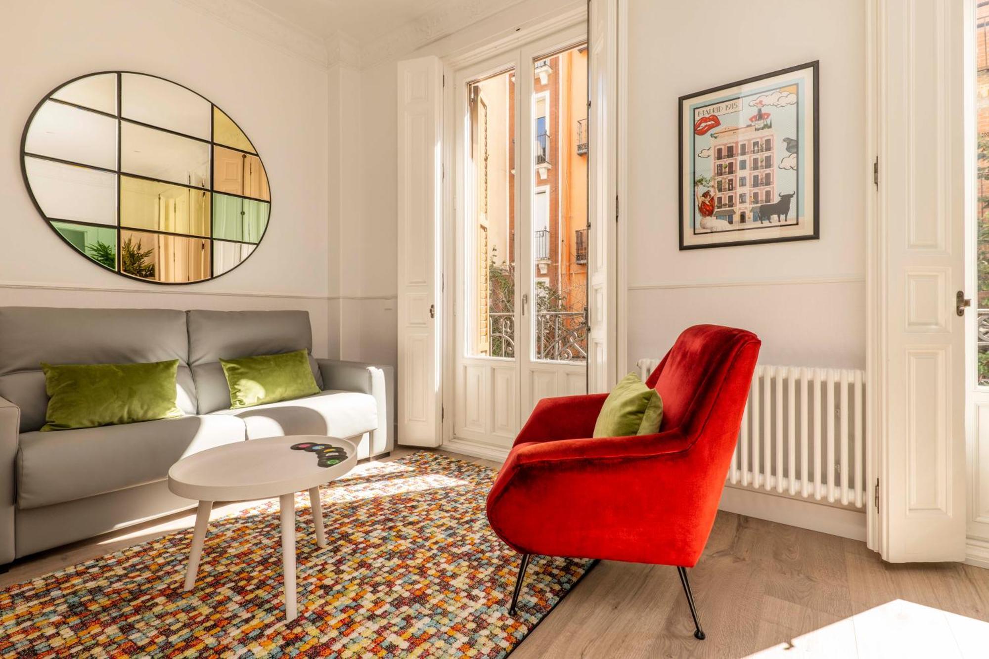 Madrid 1915 Private Suites Ruang foto