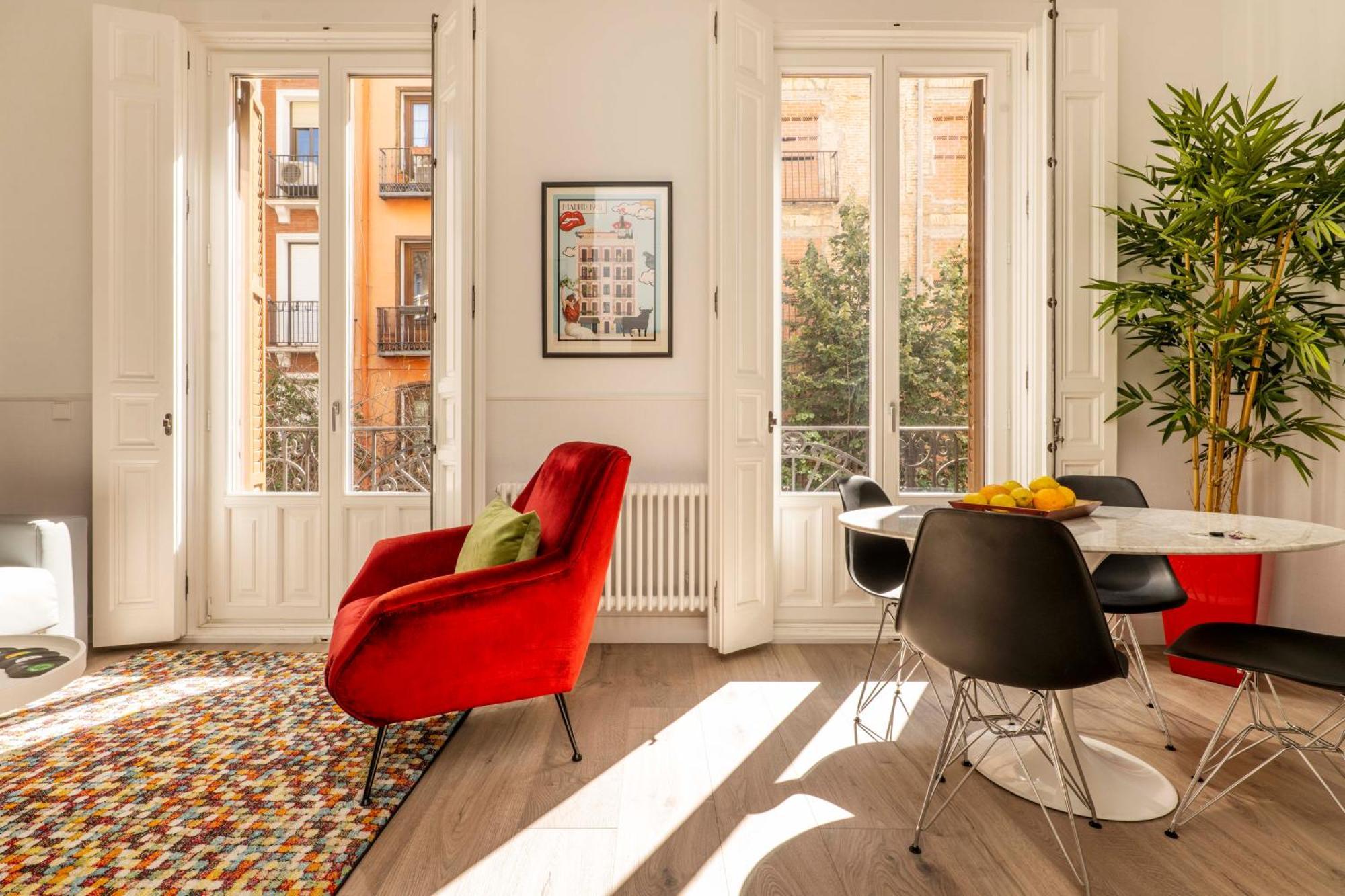 Madrid 1915 Private Suites Ruang foto
